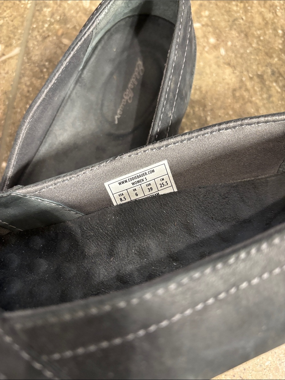 Bundle of 2 Eddie Bauer ballet flats, 8.5, gray and black - Picture 3 of 12